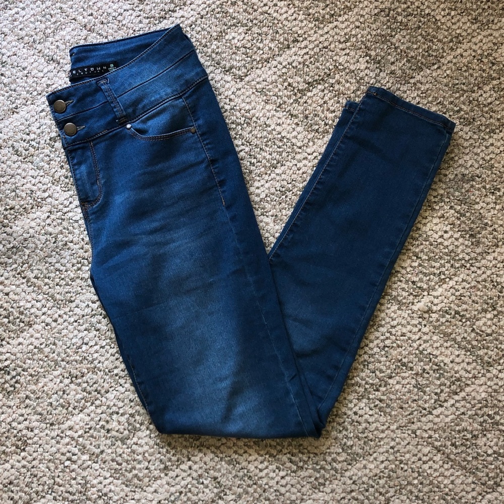 high rise blue jeans